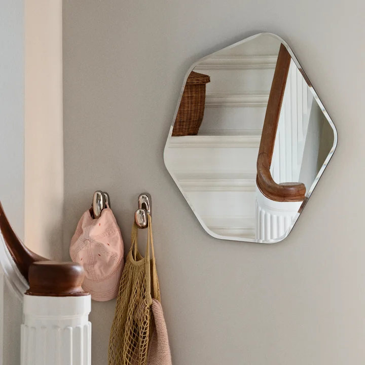 Ruby Spiegel, 50 x 60 cm, schwarz von Broste Copenhagen