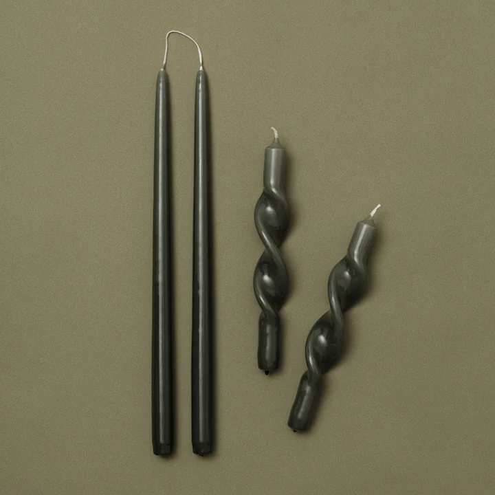  Smooth Kerze, Ø 2.2 cm x H 38 cm, grün von Broste Copenhagen