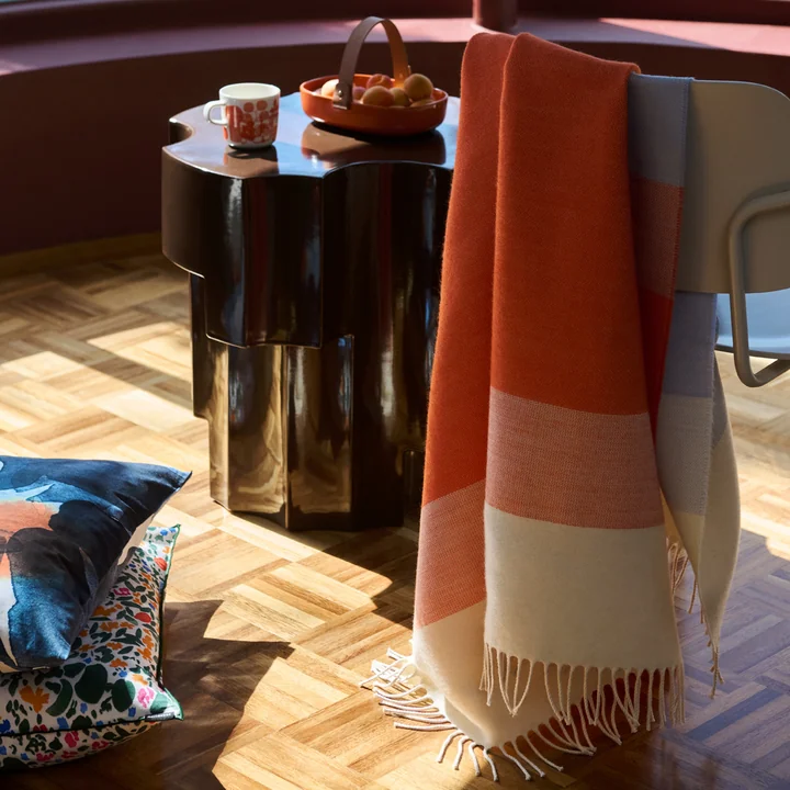 Marimekko - Hennika Decke, 120 x 180 cm, orange / weiss / hellblau