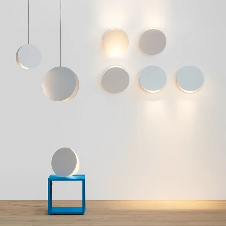 e15 - LT05 North Pendelleuchte, Stahl pulverbeschichtet, signalweiss