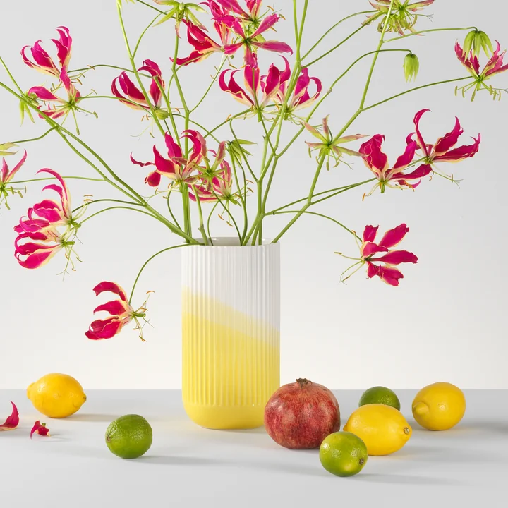 Vitra - Herringbone Vase geriffelt H 24,5 cm, gelb