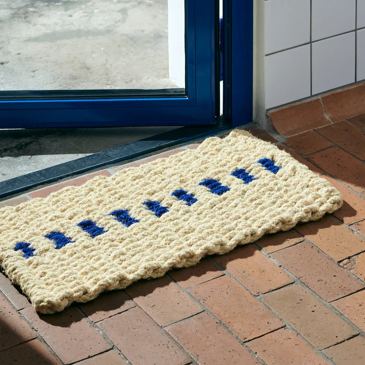 HAY - Coco Fussmatte, dot, weiss / blau