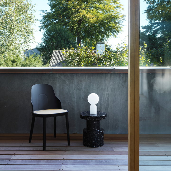 Yo LED Tischleuchte mit Akku von Normann Copenhagen