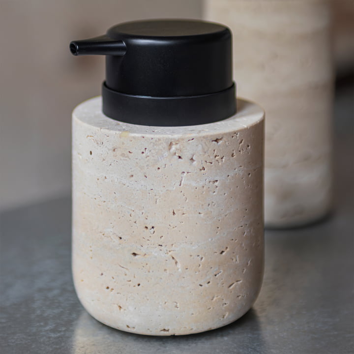 Mette Ditmer - Travertine Seifenspender, low, leinen