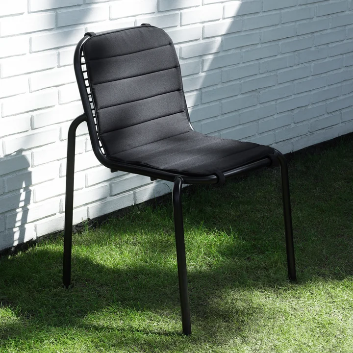 Normann Copenhagen - Vig Stuhl, schwarz mit Sitzauflage