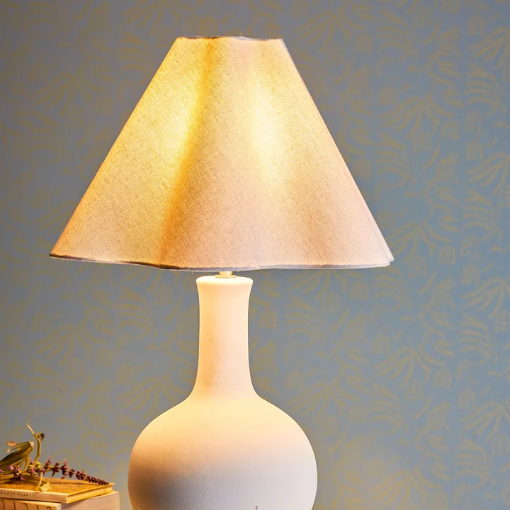 Heide Tischleuchte, weiss von Bloomingville