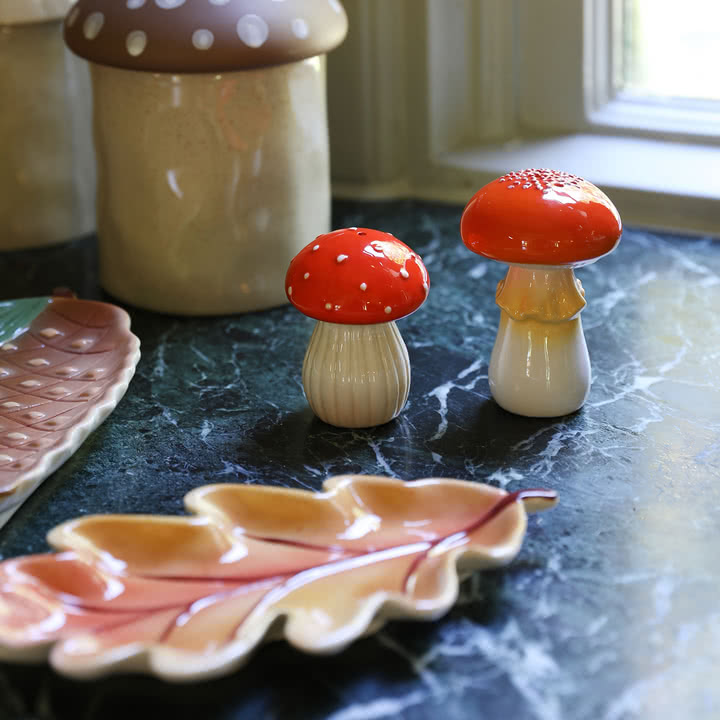 &klevering - Salz- und Pfefferstreuer, Mushroom, rot / weiss