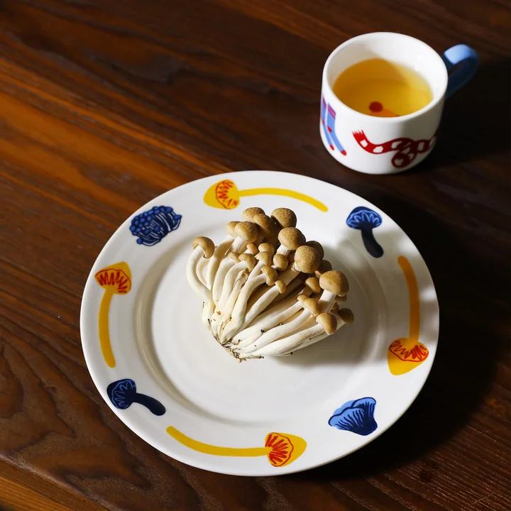 &klevering - Haines Teller und Tasse