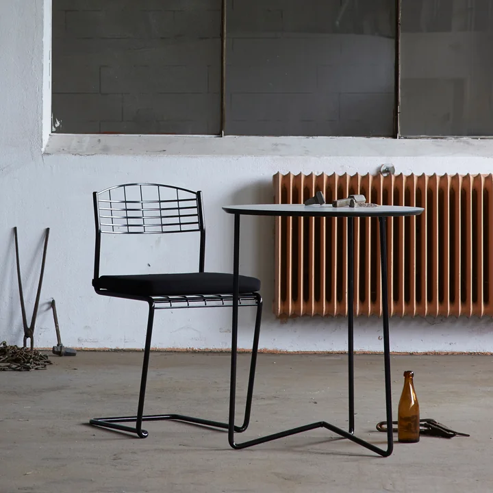 Grythyttan - High Tech Gartentisch Ø 60 cm, weiss / schwarz