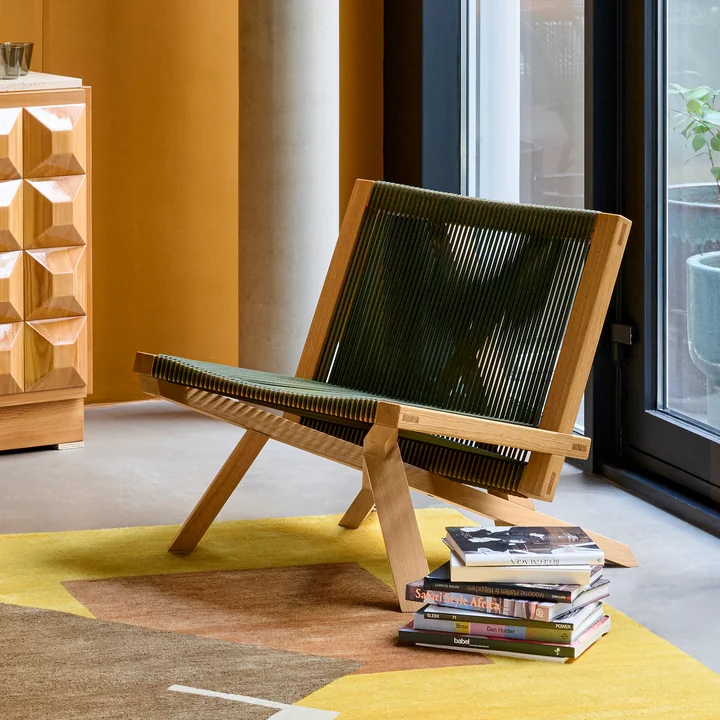 ClassiCon - Volkshaus Lounge Chair und Hocker, Eiche natur / waldgrün 