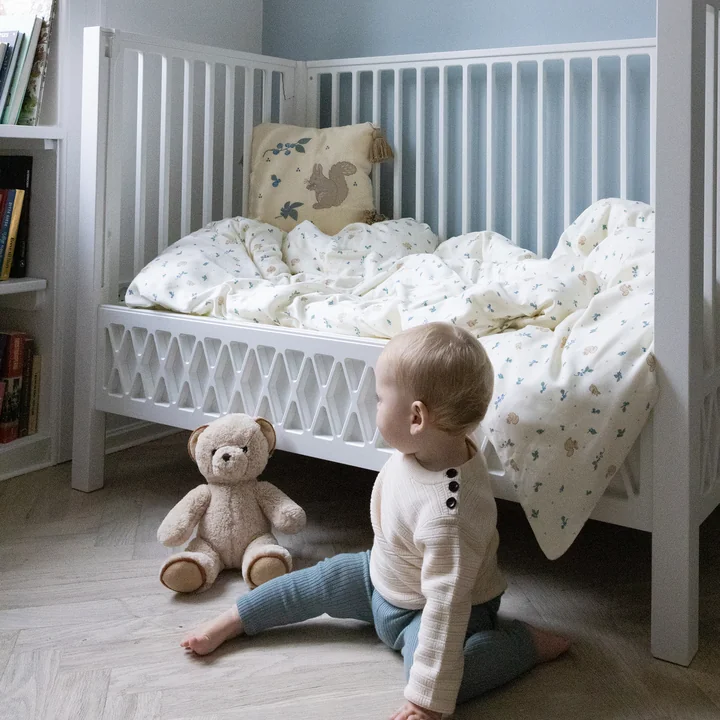 Cam Cam Copenhagen - Besticktes Kissen, blueberries