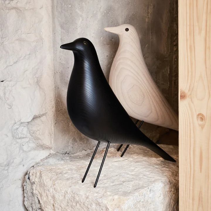 Vitra - Eames House Bird, Esche schwarz und baumwollweiss geölt