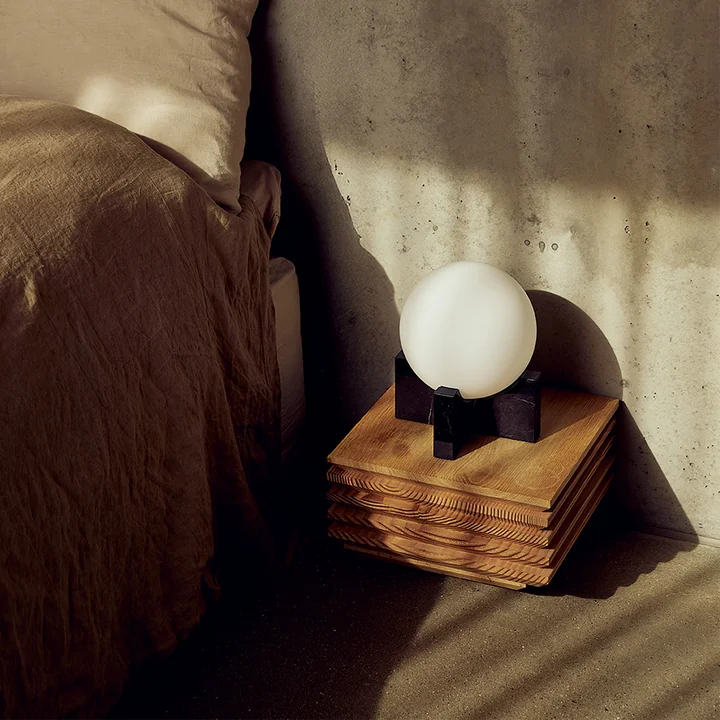 Frandsen - Hito Tischleuchte / Wandleuchte, schwarz- weiss