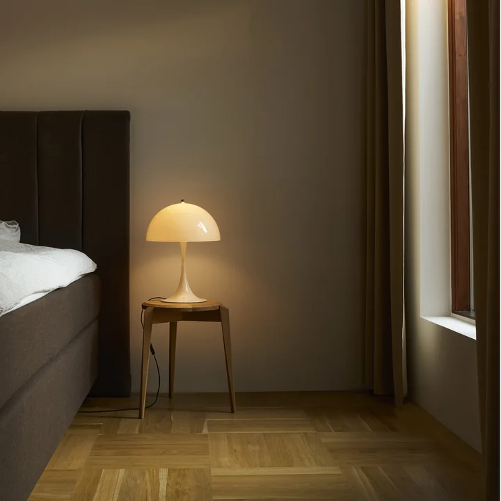 Louis Poulsen - Panthella V2 Tischleuchte 320