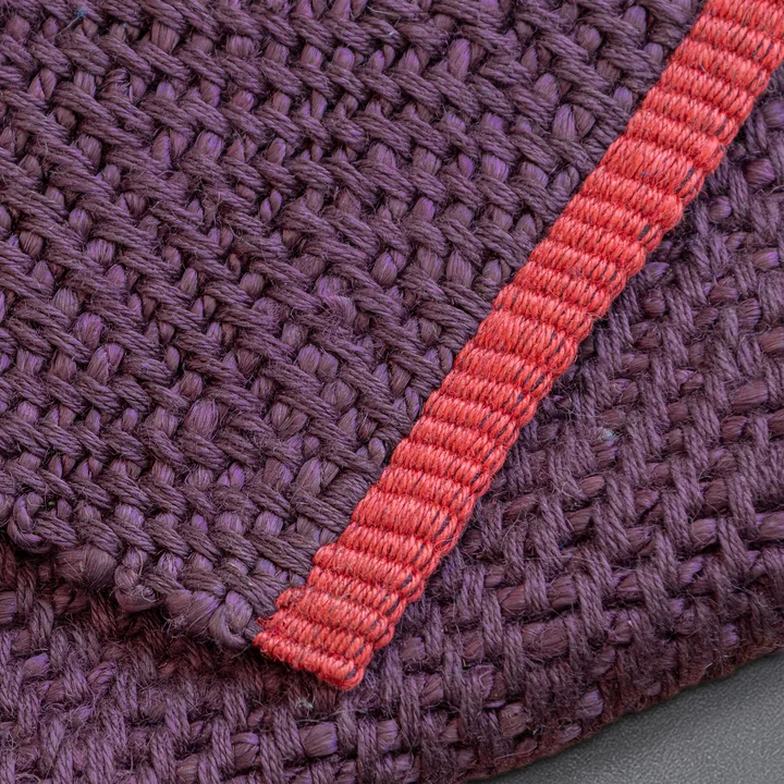 Mette Ditmer - Notes Juteteppich, wine