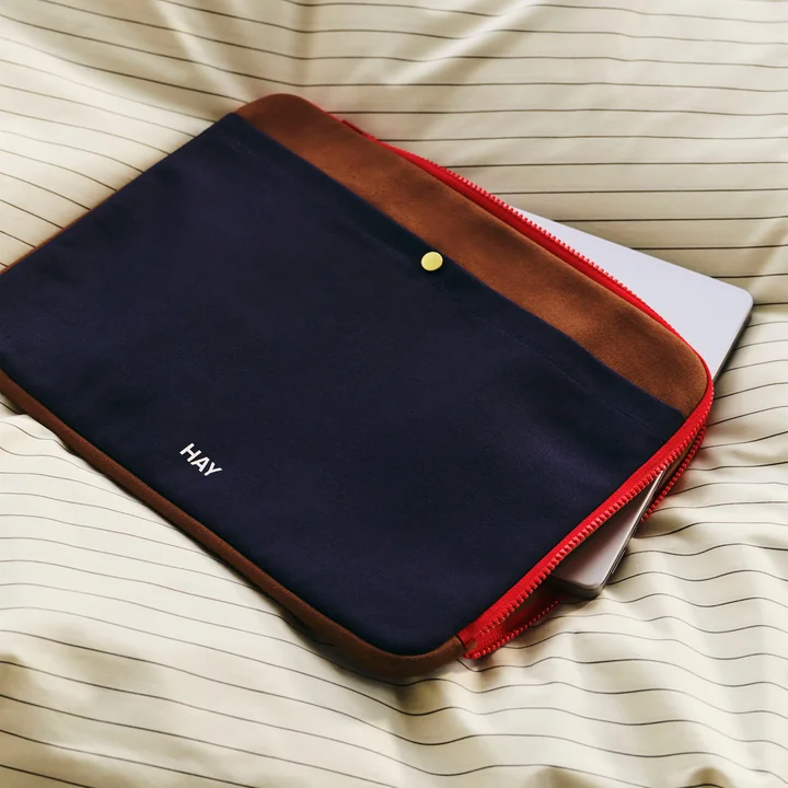 HAY - Multi Laptop Cover, 34,5 x 26 cm, midnight blue multi