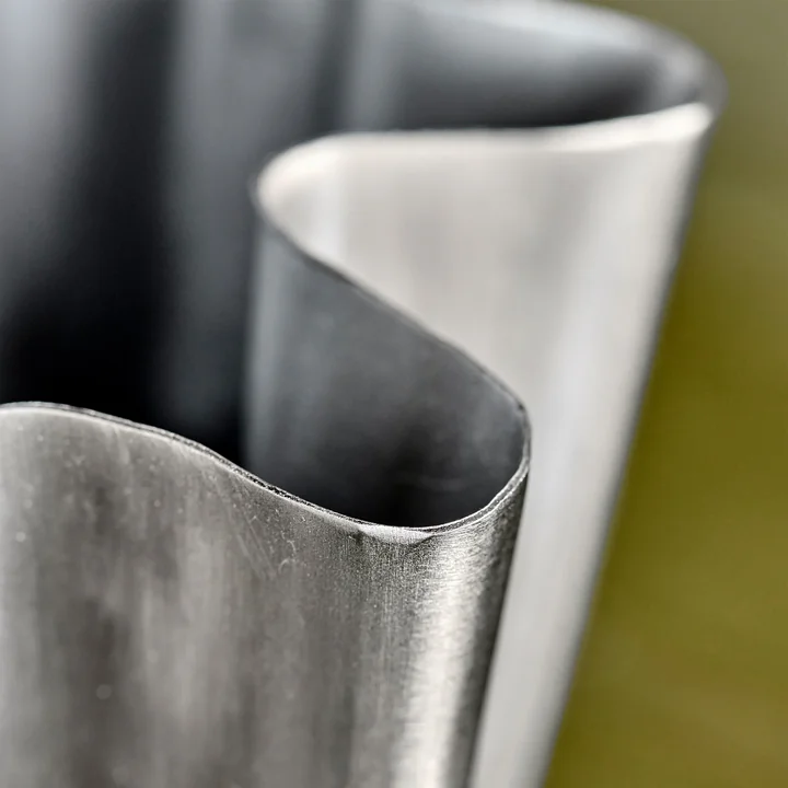 House Doctor - Flood Vase, Ø 23 x H 33 cm, gebürstetes silber-finish