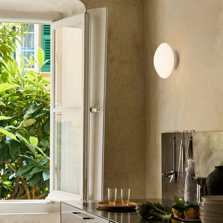 &Tradition - Mist AP22 Deckenleuchte / Wandleuchte, Ø 25 cm, matt weiss