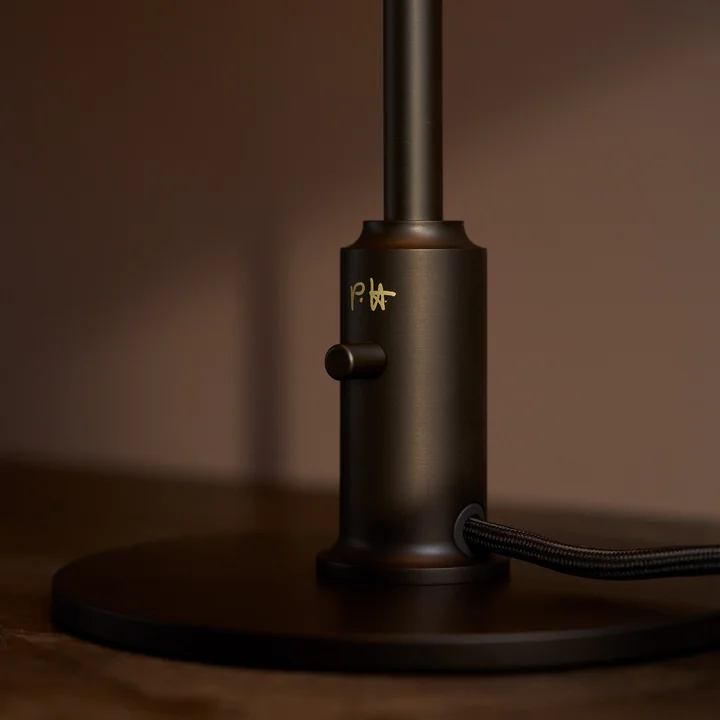 Louis Poulsen - PH 3/2 Tischleuchte, dusty terracotta (Limited Edition 2025)