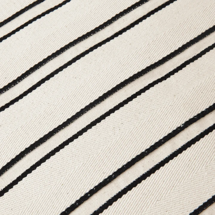 Ferm Living - Twill Nackenrolle, 60 cm, off-white / schwarz