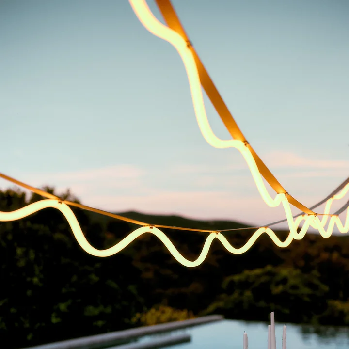 Petite Friture - Spline LED Pendelleuchte, 450 cm, braun / orange