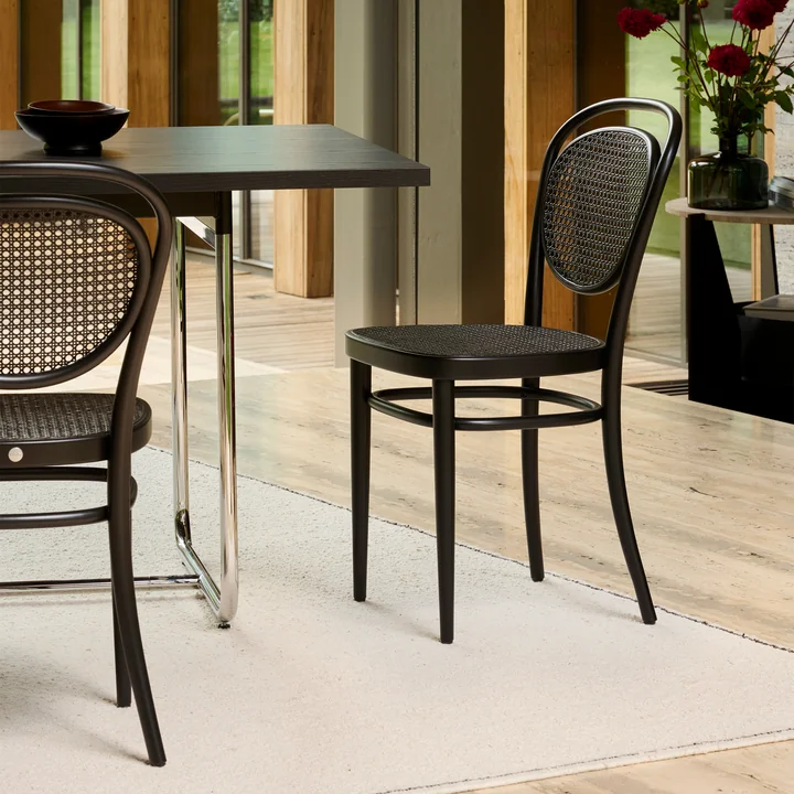 Thonet - 215 R Bugholzstuhl, Rohrgeflecht Dark Melange mit Kunststoffstützgewebe / Buche schwarz (TP 29)