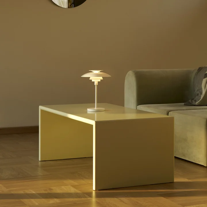 Louis Poulsen - PH80 Portable Akku LED-Tischleuchte, opalweiss / weiss