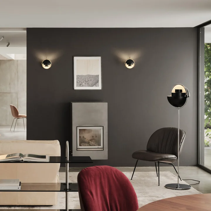 Gubi - Multi-Lite Wandleuchte, black semi matt / messing