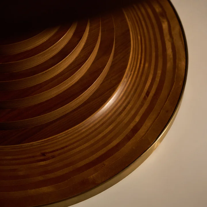 Gubi - Tavolo a Dischi Esstisch, amerikanischer Nussbaum