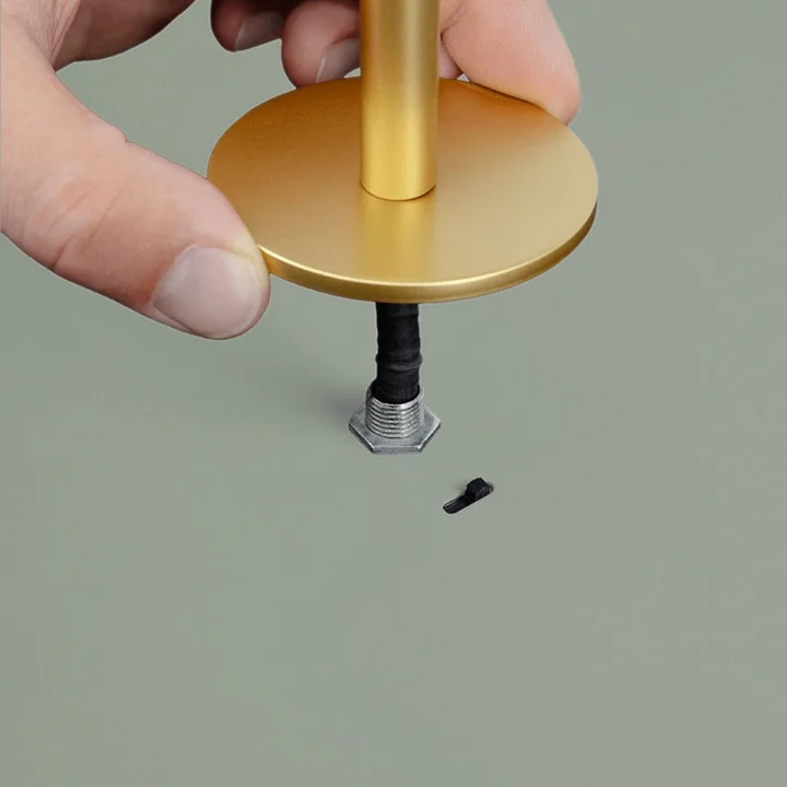 Umage - Asteria Plus Mini LED-Pendelleuchte, Messing / Olive, Close up