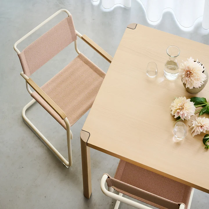 Thonet - S 34 V Armlehnstuhl, perlweiss / lotus (Stoff Rohi Cento) / Armlehne Eiche geölt