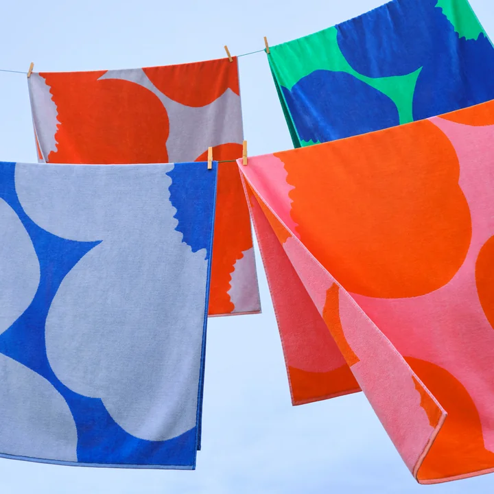 Marimekko - Iso Unikko Badetuch, 100 x 180 cm
