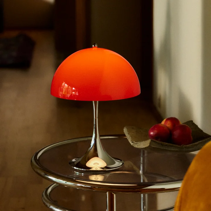 Louis Poulsen - Panthella 250 Portable V3 Akku LED-Tischleuchte, chrom / original opal rot