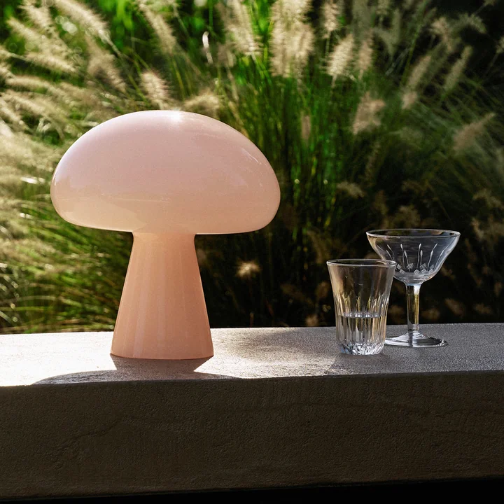 Gubi - Obello LED Akkuleuchte Outdoor, powder pink