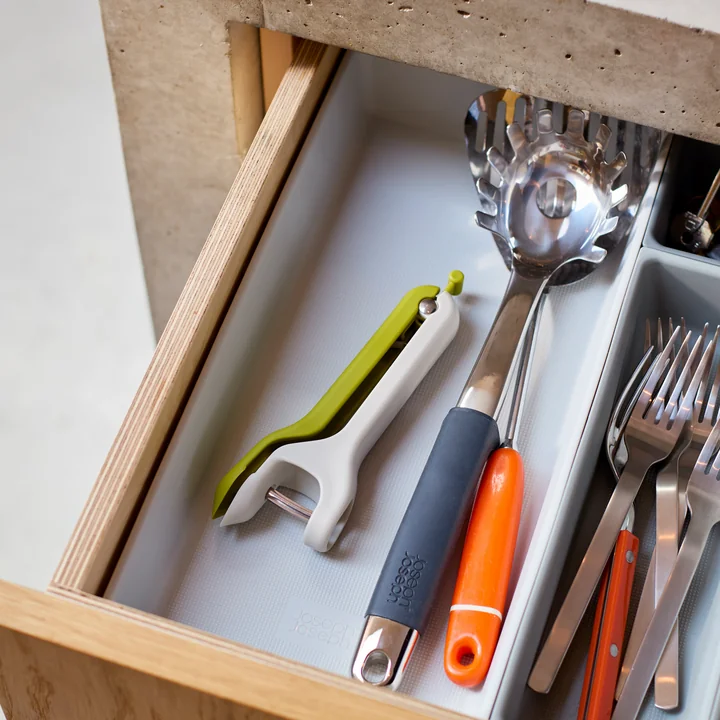 Joseph Joseph - Tweezy 2-in-1 Entkerner, stone / green