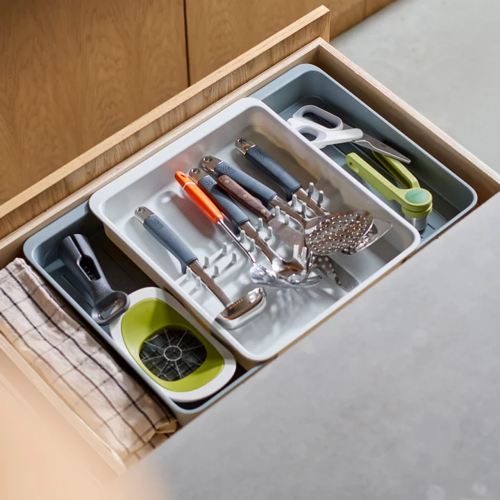 Joseph Joseph - DrawerStore Ausziehbarer Organizer (4-Fächer), light stone