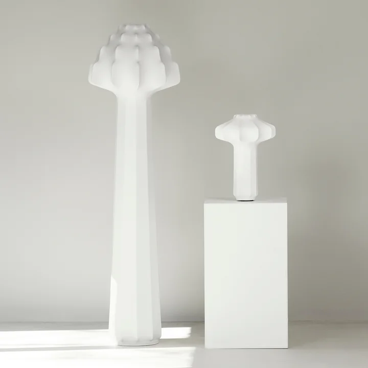 Normann Copenhagen - Phantom LED Stehleuchte und Tischleuchte, weiss