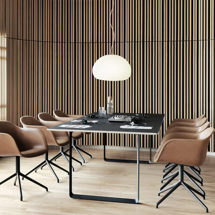 Muuto - Fluid Pendelleuchte, opalweiss