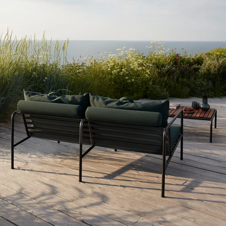 HOUE - AVON Sofa 2-Sitzer, schwarz / alpine mit AVON Tisch, Thermo-Esche / schwarz