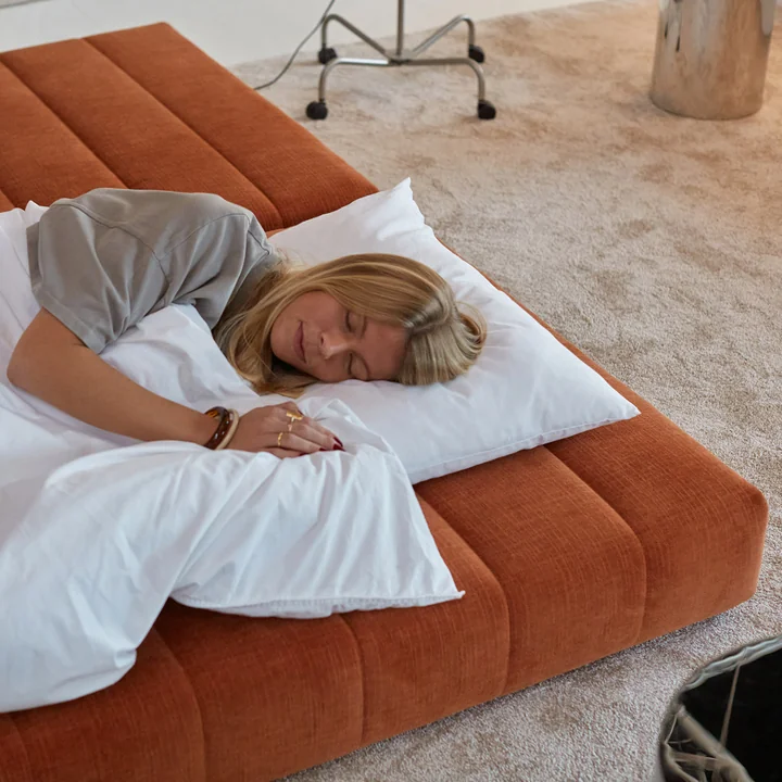 Innovation Living - Cozypad Schlafsofa & Pouf mit Rückenpolster / Armlehne