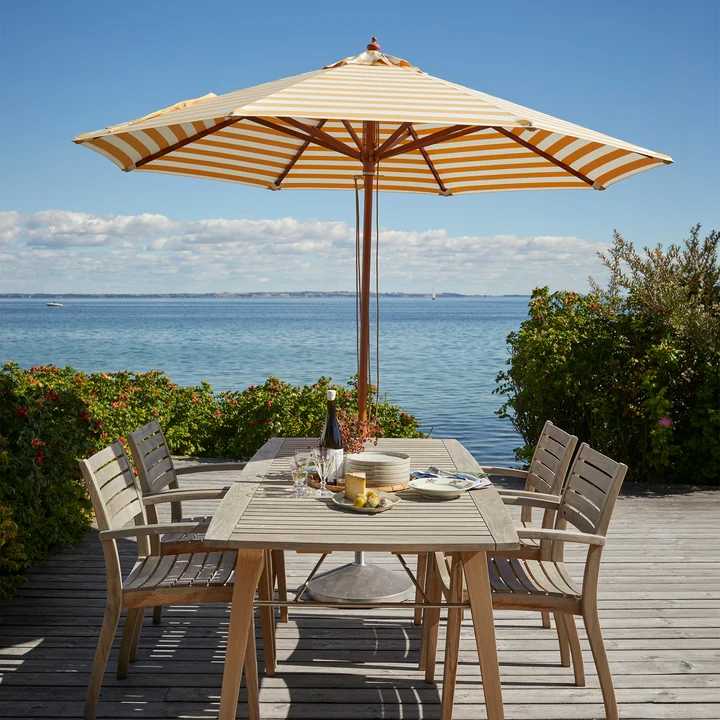 Fritz Hansen - Skagerak Messina Sonnenschirm Ø 270 cm, goldgelb gestreift