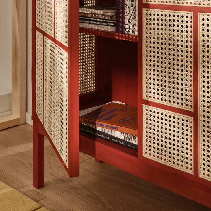 Design House Stockholm - Air Sideboard mit Beinen, rot