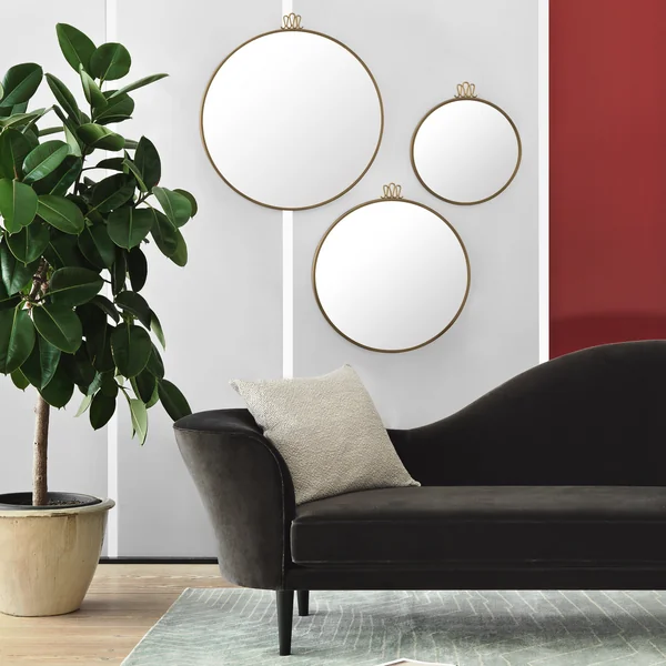 Gubi - Grand Piano Sofa und Randaccio Wandspiegel