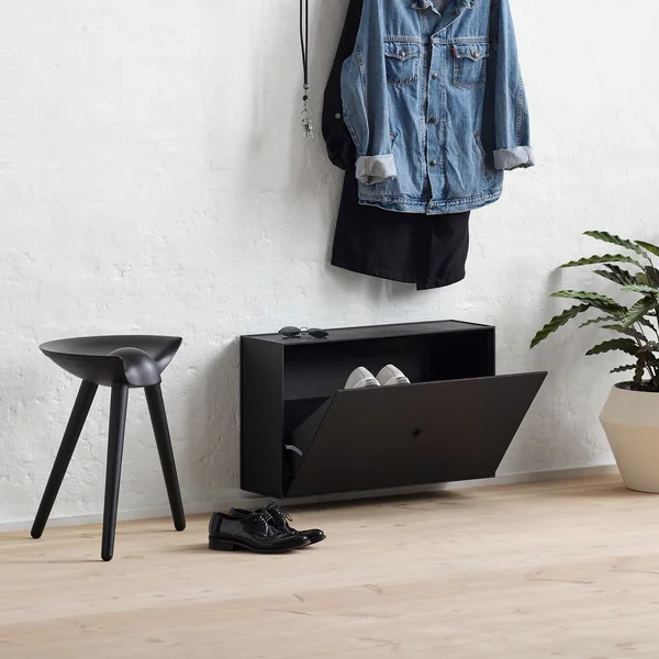 Frame Schuhschrank von Audo in Esche Schwarz