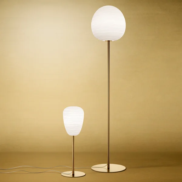 Die Rituals Stehleuchten, weiss / gold von Foscarini in ihren verschiedenen Ausführungen