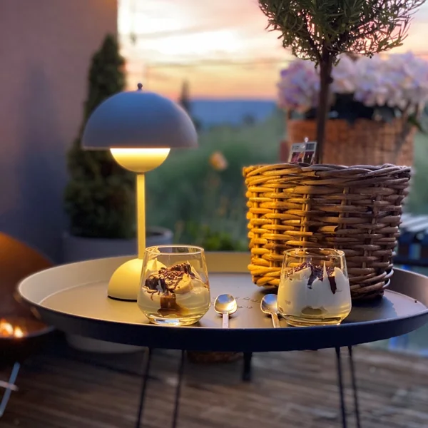 &Tradition - FlowerPot Tischleuchte VP3, weiss