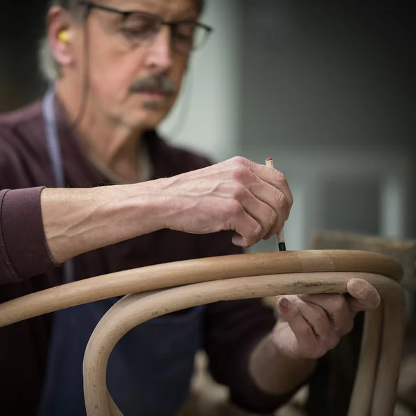 Thonet - Fertigung Bugholz